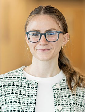 Alee Pettit, MD