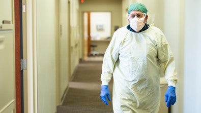 American Association for Respiratory Care Recognizes LVHN’s Kenneth Miller as 2022 Specialty Practitioner of the Year