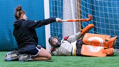 LVHN and Collegiate Field Hockey Players Host Youth Girls’ Clinic