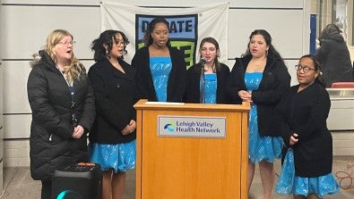 Pocono Foundation Hosts 33rd Annual Holiday Tree Lighting