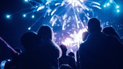 LVHN provides tips on treating burns. In cases of severe burns, seek treatment at an emergency room. 