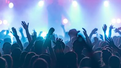 What to do in an emergency when in a crowd