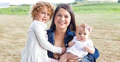 Yvett Busche and daughters