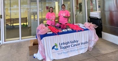 Lehigh Valley Hospital–Pocono and East Stroudsburg University Hold Their Annual Pink Light Walk