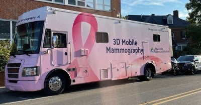 Lehigh Valley Hospital–Pocono and East Stroudsburg University Hold Their Annual Pink Light Walk