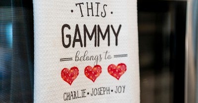 Beth Thompson makes it her mission to get the word out about the dangers of skin cancer.