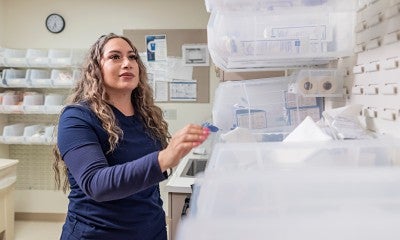 Jacquie Steadman, BSN, RN, has grown into a leader, innovator and mentor, bringing other new nurses under her wing. 