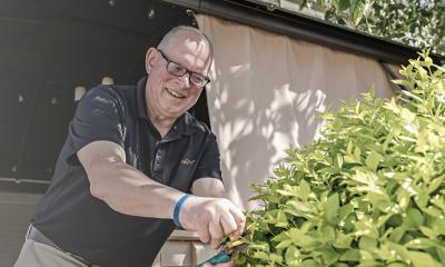 After a knee replacement at Lehigh Valley Health Network, Anthony Greco is back to gardening