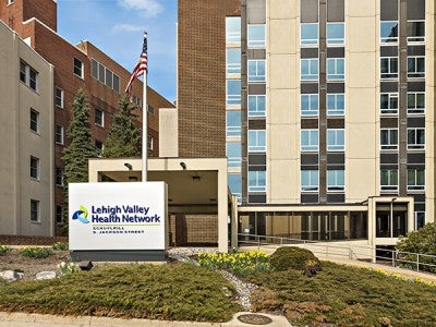 Main entrance Lehigh Valley Hospital-Schuylkill S. Jackson Street
