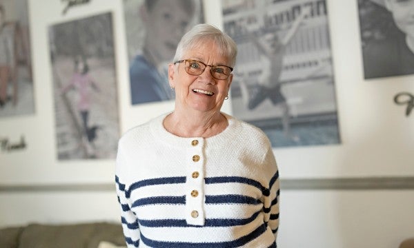 Ion robotic-assisted bronchoscopy gives lung cancer patient Jody Pica all the advantages in time to treatment and recovery when facing a stage 1 cancer diagnosis.  