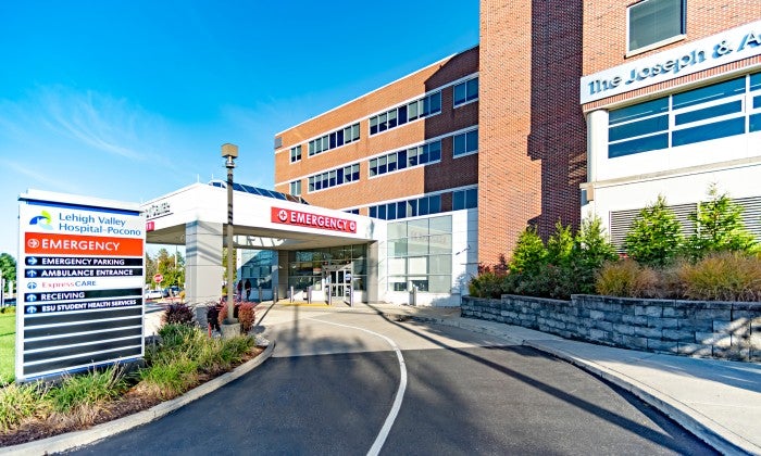 Emergency room entrance at Lehigh Valley Hospital–Pocono Mattioli Emergency Center