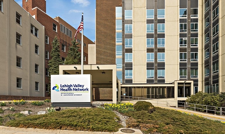 Main entrance Lehigh Valley Hospital-Schuylkill S. Jackson Street