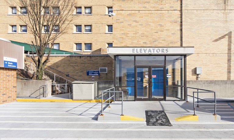 Parking deck entrance at Lehigh Valley Hospital–Schuylkill E. Norwegian Street
