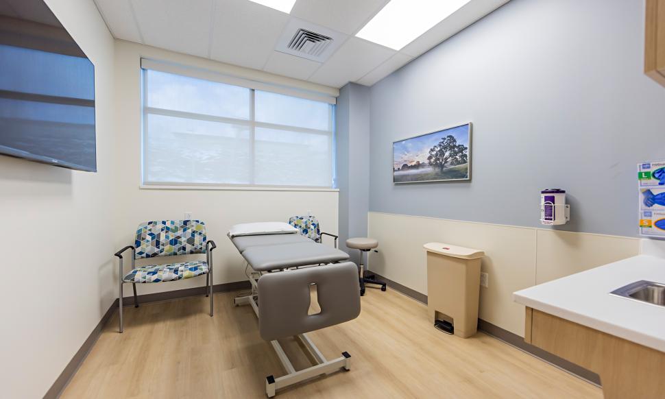 Health Center at Pocono Creek patient room