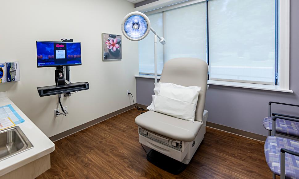 Exam room, LVPG Plastic and Reconstructive Surgery–Cedar Point