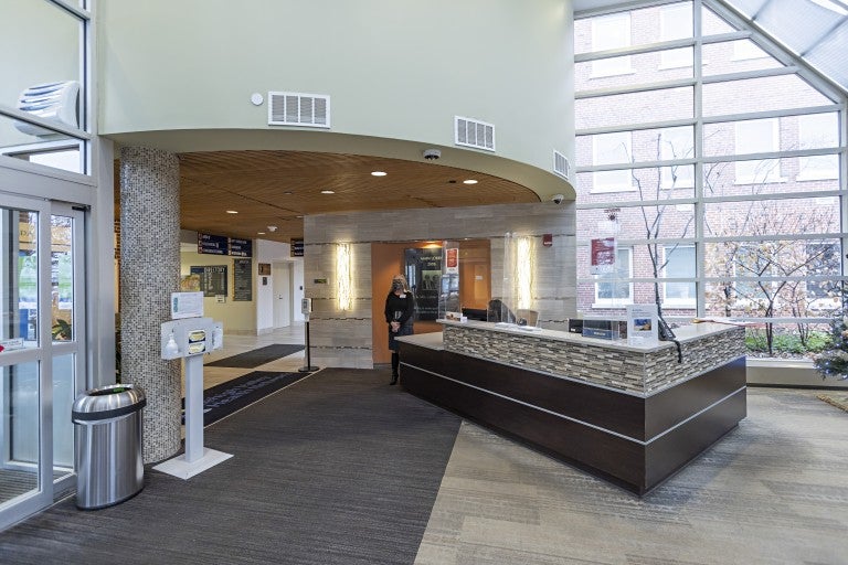 Lehigh Valley Hospital-Pocono main entrance