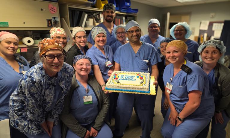 M. Bijoy Thomas, MD, Performs 5,000th Robotically Assisted Gynecologic Cancer Surgery