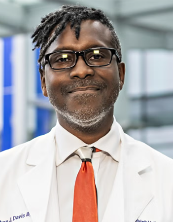 Wellington Davis, MD